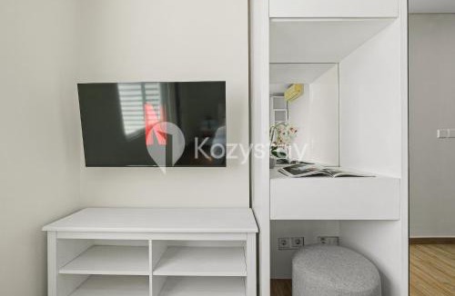 Kebon Jeruk Apartment | Brenil by Kozystay - Kebon Jeruk