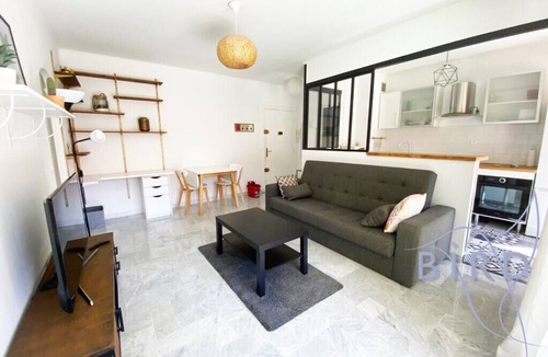 Saint-Laurent-du-Var Apartment | Bright flat near to the beach & harbor