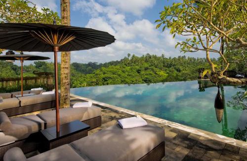 Samplangan Villa | Bukit Naga Villa