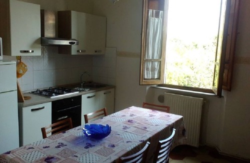 Torre del Lago Puccini House | Butterfly house. Apartment in Villa. Shared swimming pool and large park