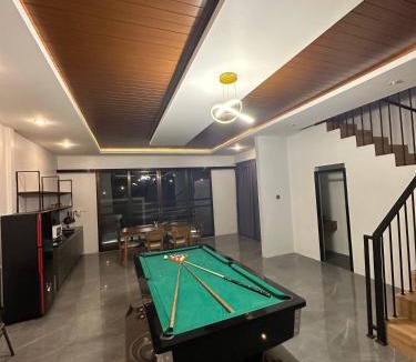 Dinoyo Hotel | Bwalk Hotel & Villa Malang