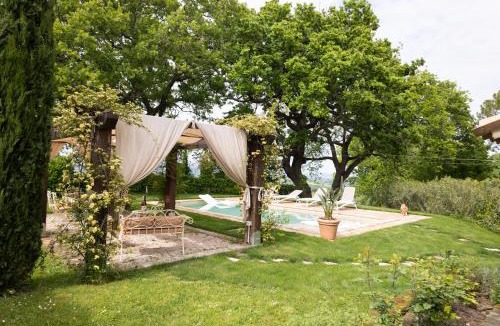 Fossombrone House | Ca' le cerque, villa surrounded by the Marche nature