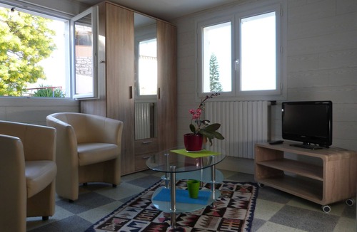 Cagnes-sur-Mer Apartment | Cagnes sur mer in villa with garden your studio with terrace and parking