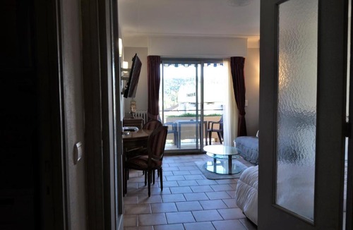 Carnot Apartment | Calypso by Welcome to Cannes
