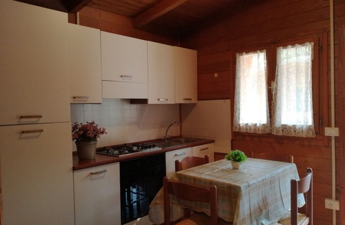 Marina di Massa RV Rental | Campeggio Italia