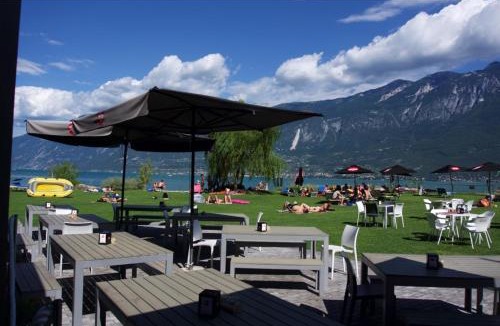 Campione del Garda Hostel | Campione Univela Rooms & Beds - Private Beach