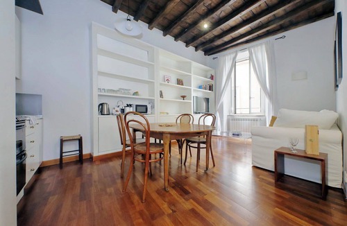 Navona Apartment | Campo de fiori 2 bedrooms apt