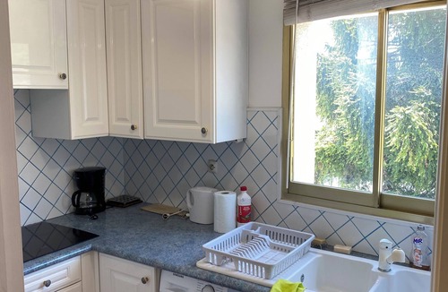 Cannes Apartment | CANNES, F2 Furnished direct beach, at the foot of Suquet, 800 m Palais Festival