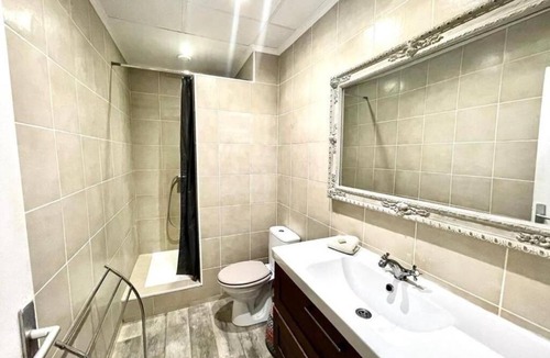 California - Pezou Apartment | Cannes Le Gallia