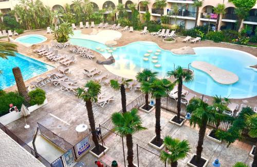 La Bocca Apartment | Cannes Pool & Beach