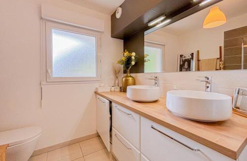 Saint Antoine Apartment | Canta Galet - Wifi, AC, Parking, 4pers