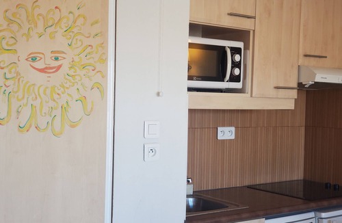 Frejus Port Apartment | Cap Hermès Studio Port View 31m2 air-conditioned WIFI 3 people swimming pool beaches parking