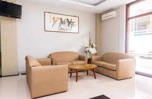 Batam Hotel | Capital O 1867 Kara Guest House
