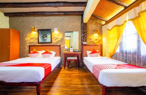 Parongpong Hotel | Capital O 2640 Cottage GS Rumah Kayu Syariah