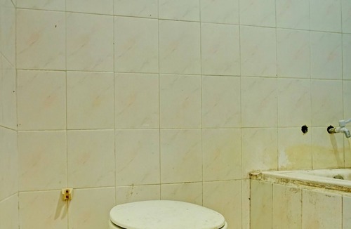 Kota Sidikalang Hotel | Capital O 92214 Beristera Hotel