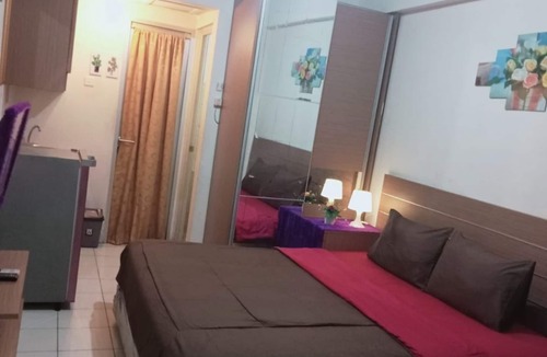 Pondokcina Hotel | Capital O 93937 Aditya Rooms