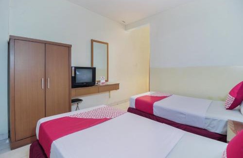 Bandung Hotel | Capital O Galaxy Inn