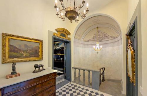 Sant' Ambrogio Apartment | Casa Albizi Always Florence Collection