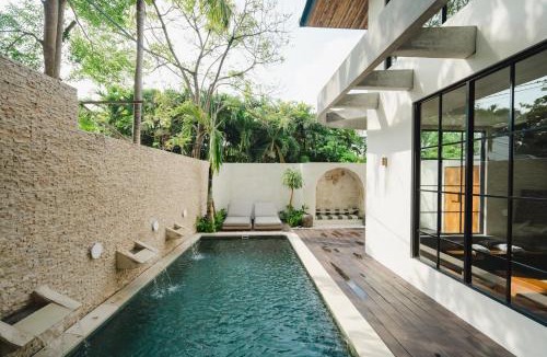 Sunset Road Villa | Casa Amore 4BR Seminyak