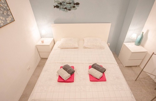 San Terenzo Monti House | CASA DELLA TORRE- 6 Pax / Pool / beautiful mountain view