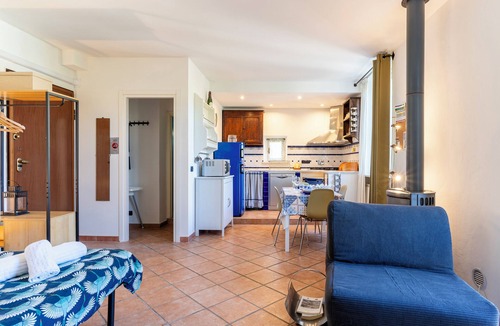 Livorno Apartment | Casa Ginevra - 3 Minutes Walk from the Sea