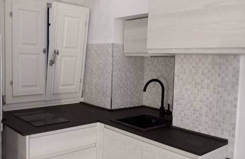Borgo Antico Apartment | Casa Isabella Monterosso