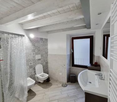 Siviano House | Casa L'Isola di Sara