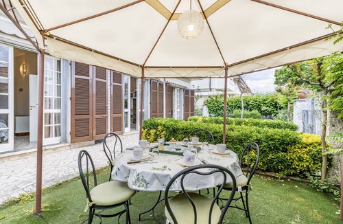 Lido di Camaiore House | Casa Lidia 900m From Sea with Private Garden, Lido di Camaiore, Italy
