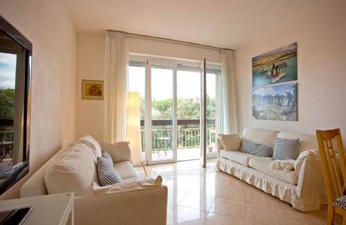 Lido di Camaiore Apartment | Casa Nica, Comfortable flat just 200 m from the sea