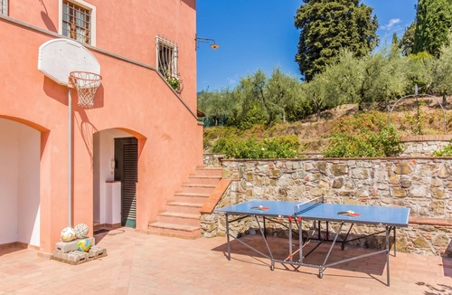 Capannori House | Casa Paradiso with Panorama and Private Pool, Capannori, Italy