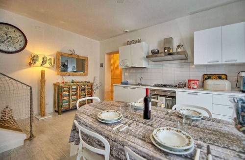 San Vincenzo Apartment | Casa Riva - Seafront apartment