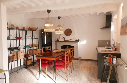 Massarosa House | Casa rosa