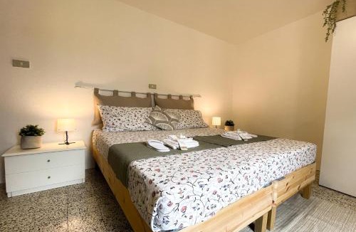 Castellina Marittima House | Casa storica con terrazzo