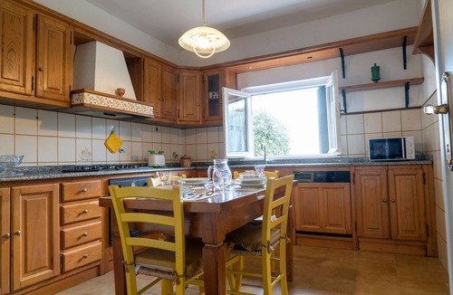 Pescaglia House | Casa Teresa with Mountain View, Private Terrace, and Wi-Fi