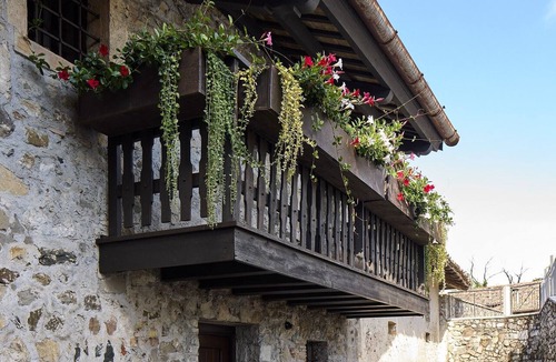 Moruzzo Apartment | 'Casa Torre Del Gruagno' Apartment with Mountain View, Private Terrace and Wi-Fi