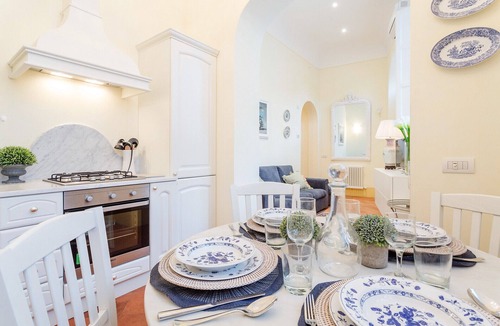 Lucca Historical Center Apartment | CASA VERA exquisite 2 bedrooms 2 baths apartment with garden, A/C