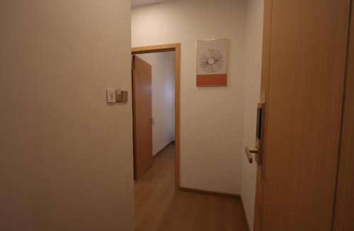 Lubuk Baja House | Casabella 2BR 102, Walk 5 min to Grand Batam Mall