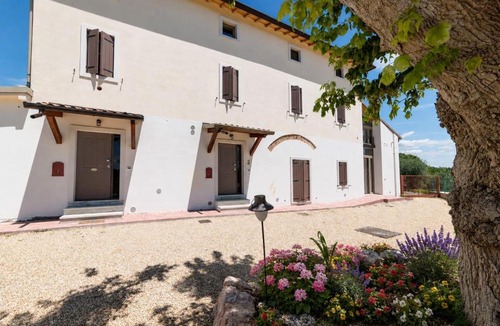 Cavaion Veronese Apartment | Casale dei Sogni Intera Villa Privata