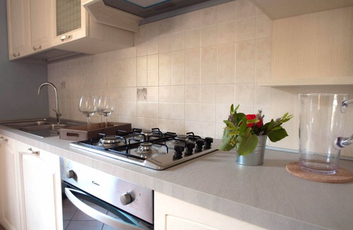 Villabuona House | CASALE LA FATA, FLORA delightful two bedroom pool front apartment