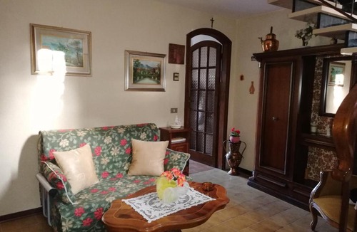 Corsanico House | Casetta del Sole