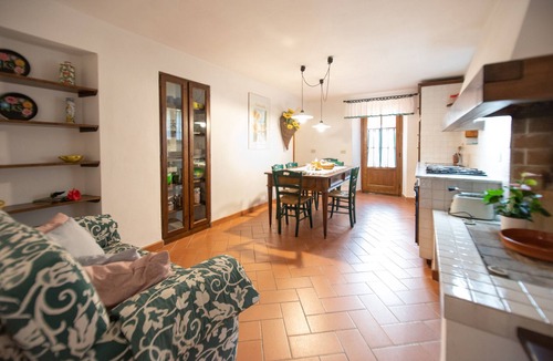 Nozanno Apartment | Casetta di Butia, Mimosa apartment with pool