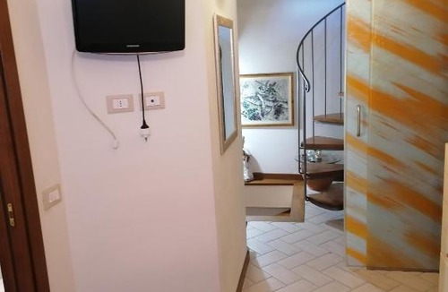 Lucca Historical Center Apartment | CASINA TORRETTA
