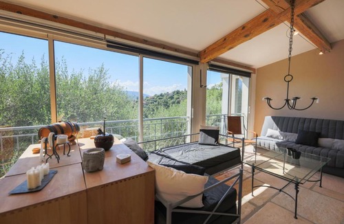 Porcio Villa | CASTAGNIERS SOUTRANE VI4144