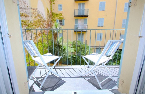 Old Town House | Castel hill of Nice and very quite AND A MODERN BULDING