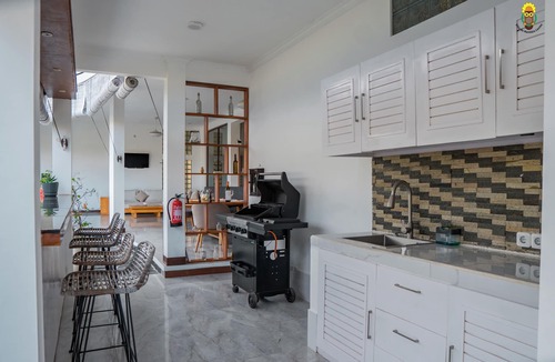 Lovina Villa | Central Lovina - spacious, quiet and amazing view - Villa De Mandala Lovina