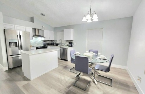 Holden-Paramore House | Centrally home near downtown Orlando!n