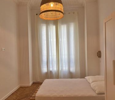 Mantega Apartment | CESSOLE - Charme Urbain 3 chambres Clim & Netflix