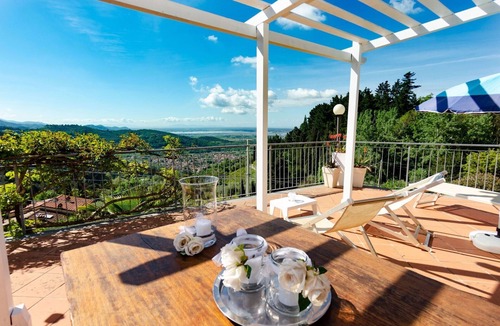 Massarosa House | Chalet Del Colle - Corsanico-bargecchia ,Tuscany