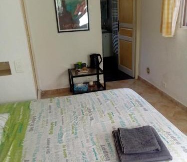 Grasse House | chambre indépendante avec salle de bains privative