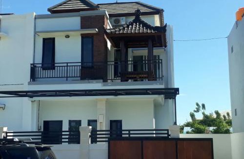 Tanjungbenoa House | Chandra's guest house